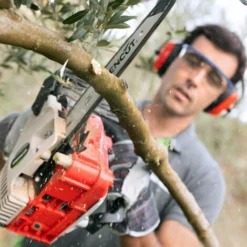 Motosega Motore A Benzina 2 Tempi 25,4cc 1,4cv, Spada Da 12, 44 Denti, Manubrio Ergonomico, Imbracatura A Tracolla - Greencut GS250X-12 -Husqvarni Negozio 3337059 4