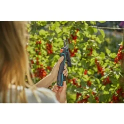 Gardena Cesoie A Batteria AssistCut Diametro Di Taglio 25 Mm 3,6 V - 2,0 Ah Peso: 470 Gr -Husqvarni Negozio 90451716 5